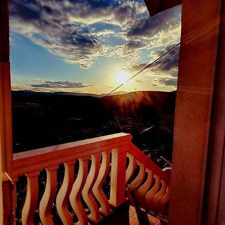 Woodstone Apartman Podgorica Bagian luar foto